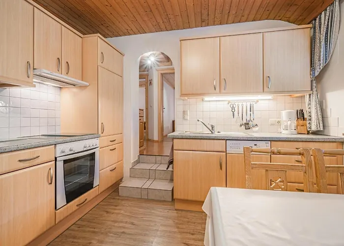 Apartment Weberhof 5 *